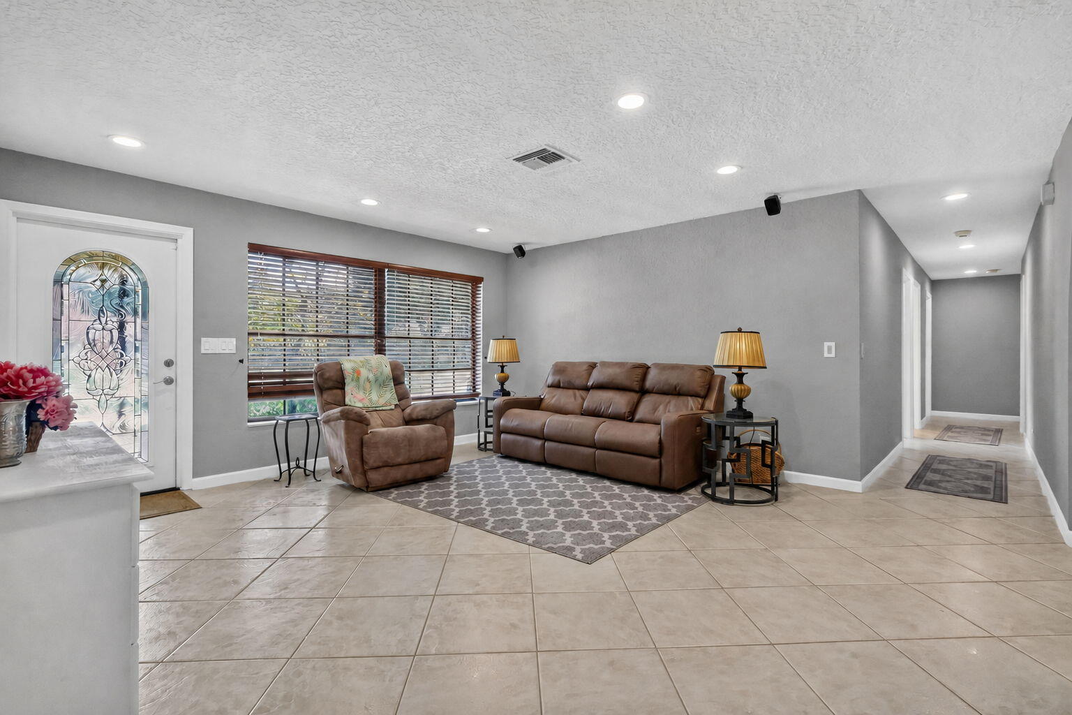 4746 CANAL Drive