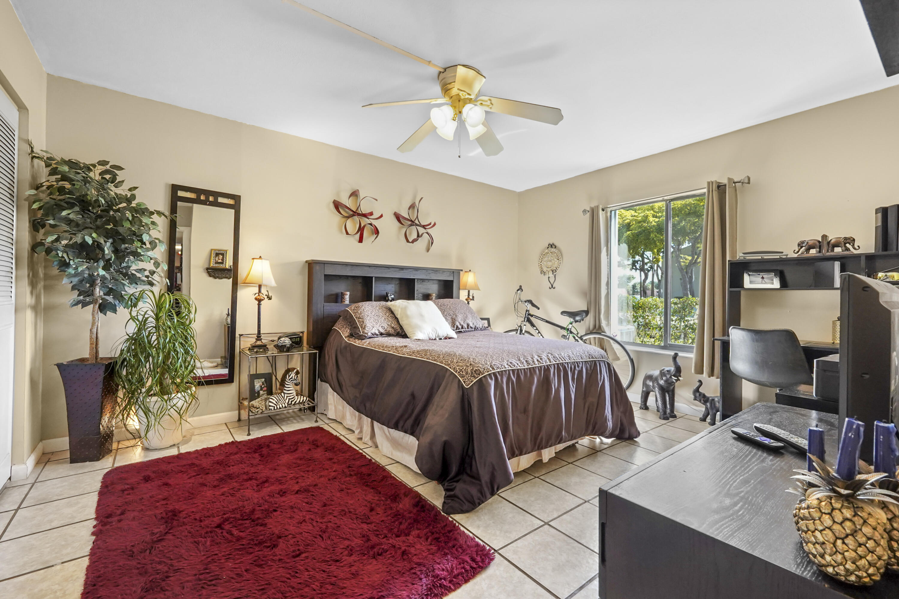 THE PALM CLUB VILLAGE - Residential