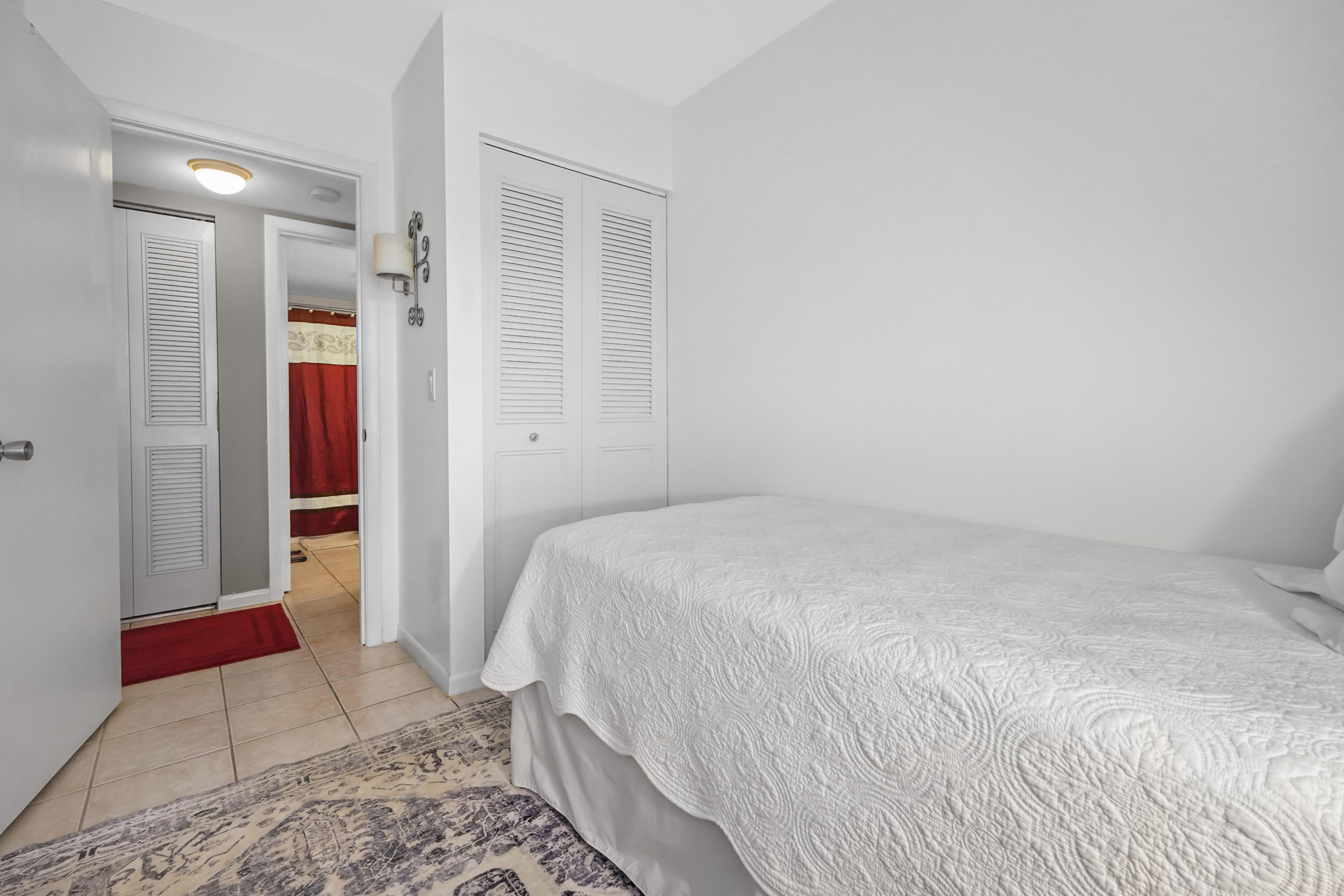 THE PALM CLUB VILLAGE - Residential