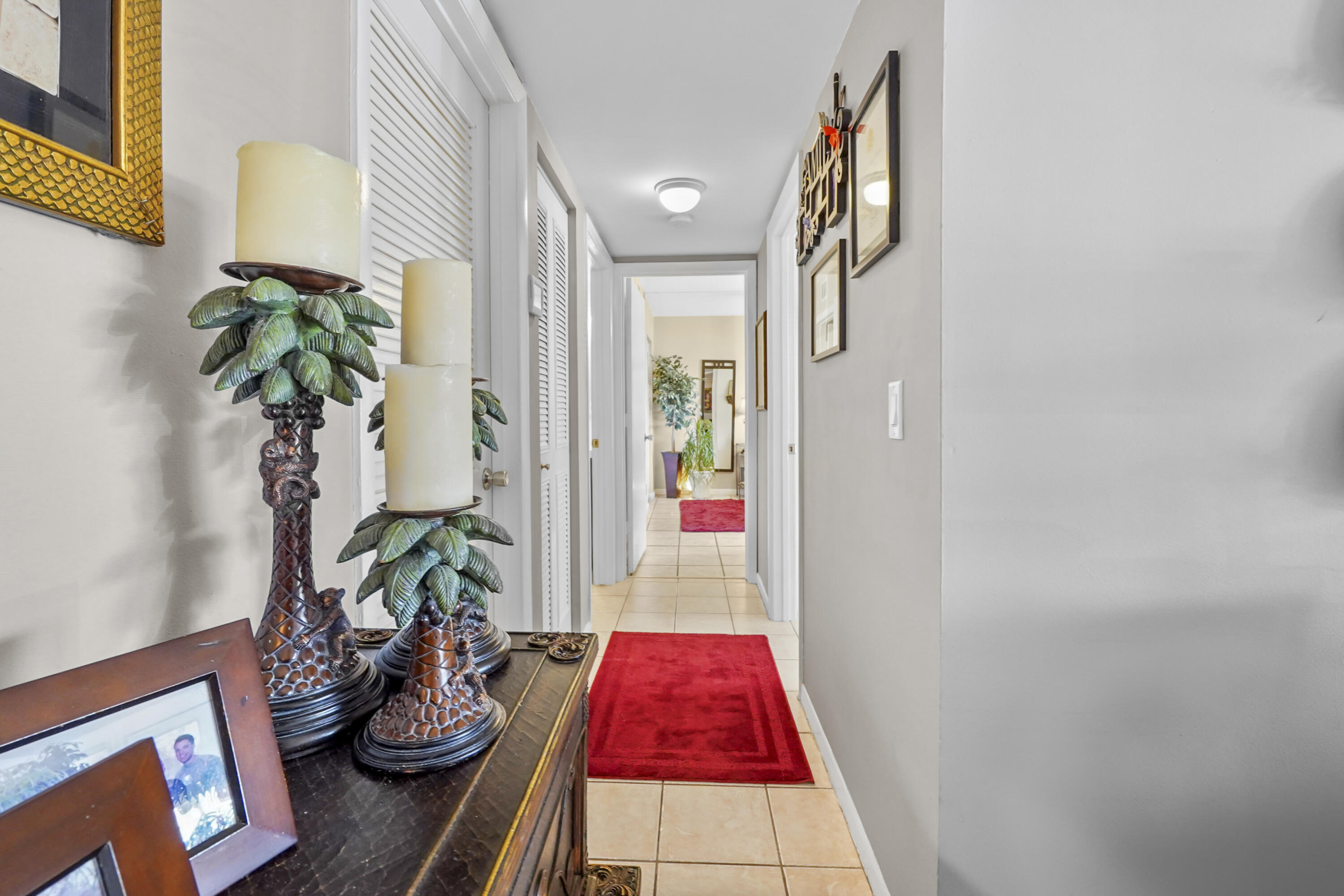 THE PALM CLUB VILLAGE - Residential