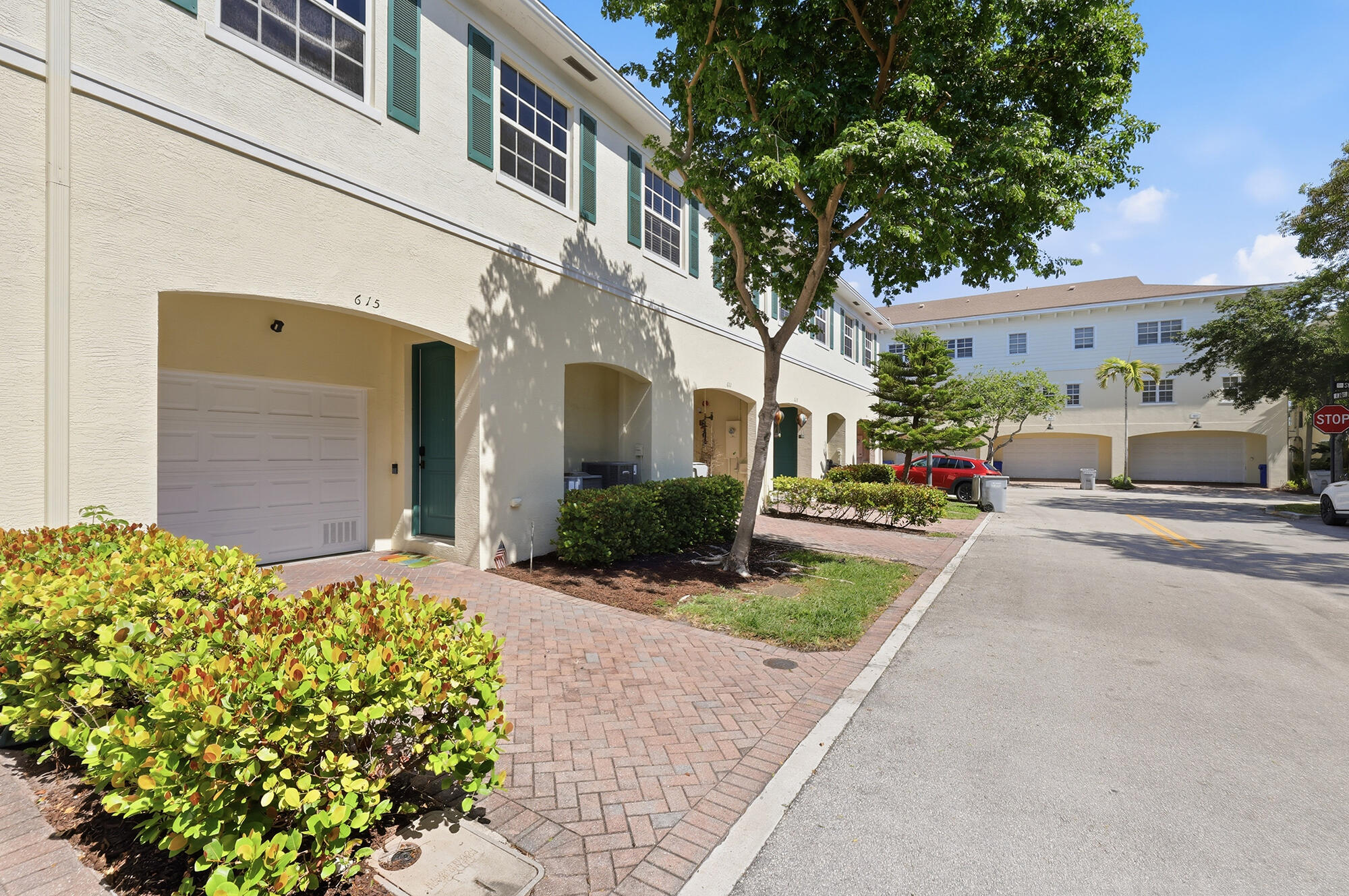CYPRESS GROVE - Residential