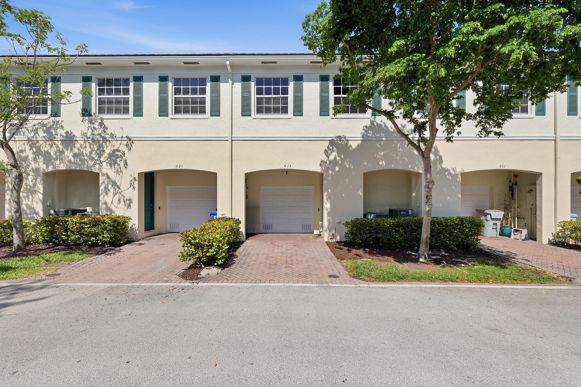 CYPRESS GROVE - Residential