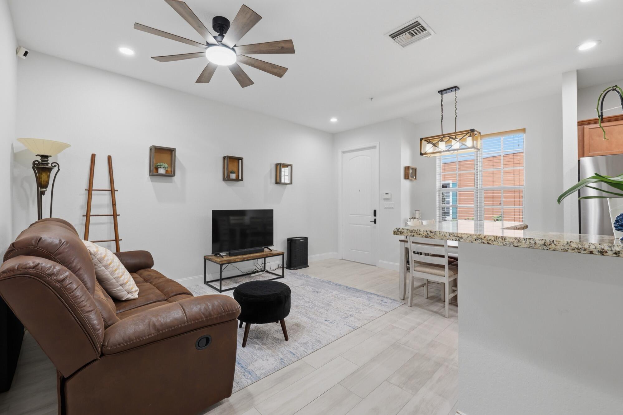 CYPRESS GROVE - Residential