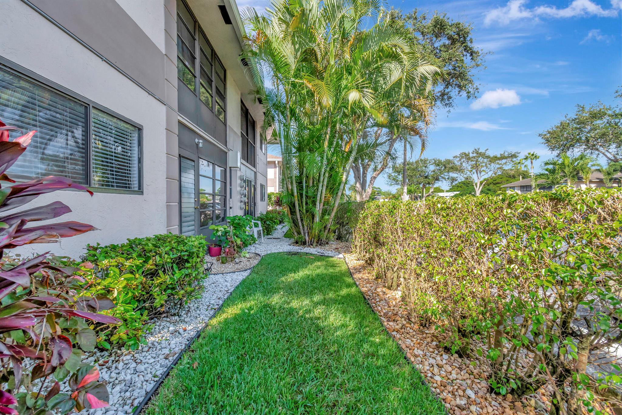 TROWBRIDGE CONDO - Residential Lease