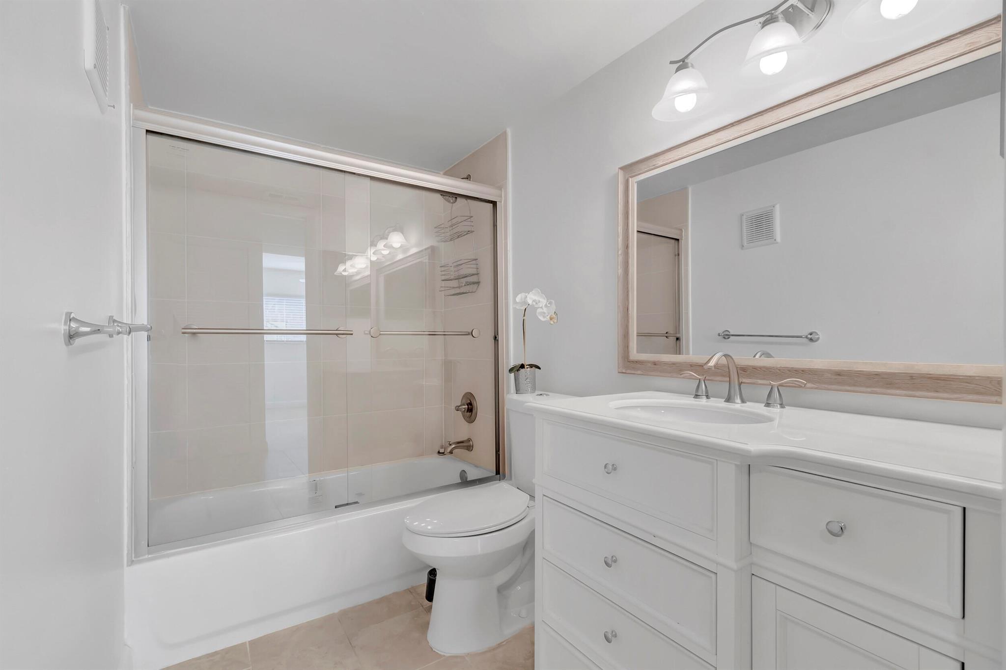 TROWBRIDGE CONDO - Residential Lease