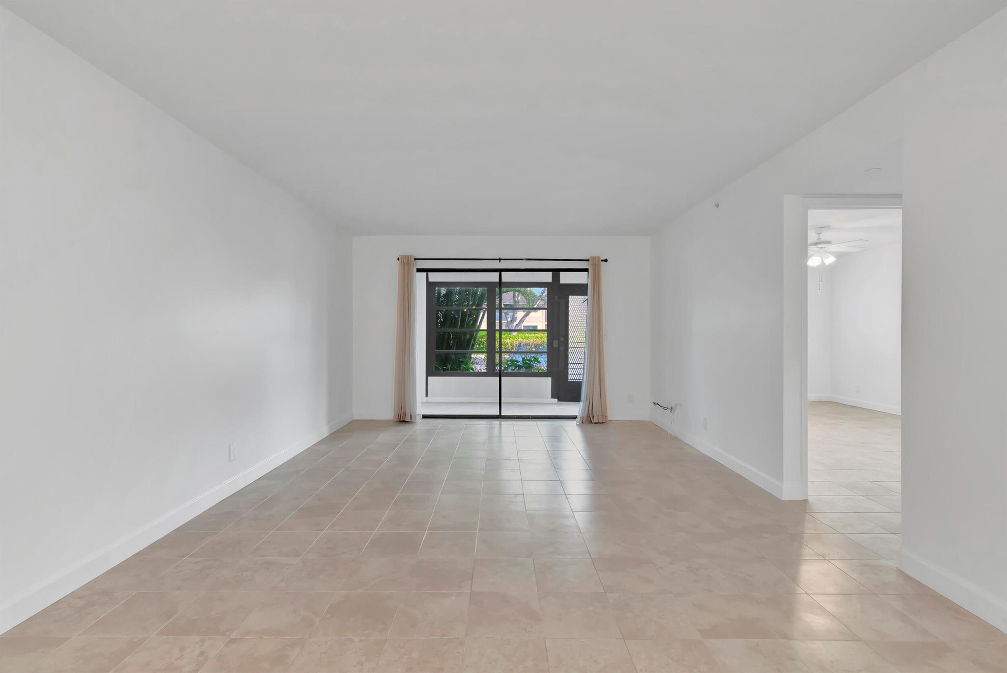 TROWBRIDGE CONDO - Residential Lease