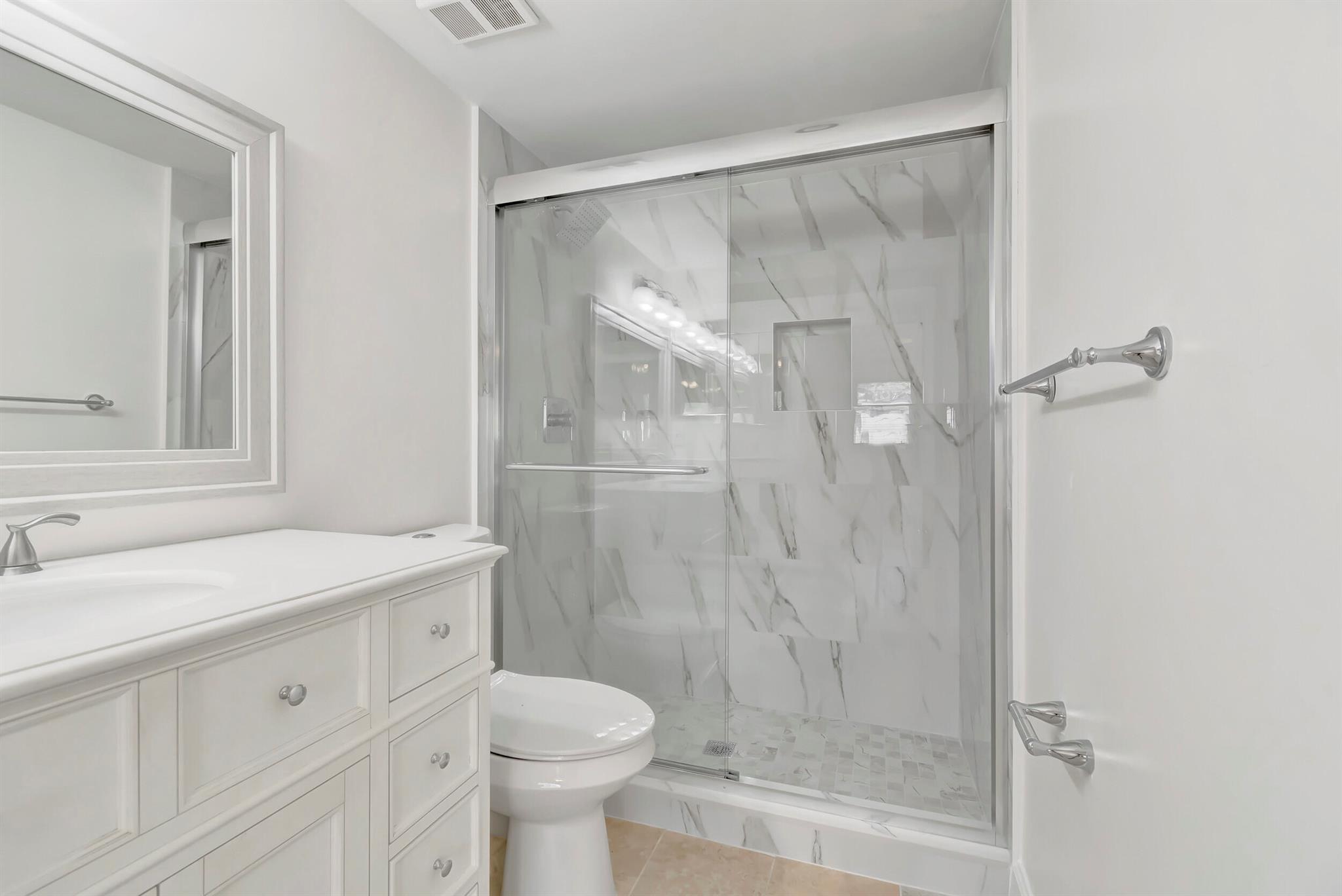 TROWBRIDGE CONDO - Residential Lease