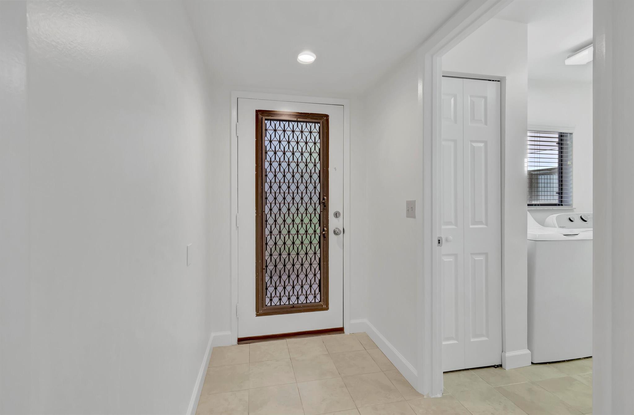 TROWBRIDGE CONDO - Residential Lease