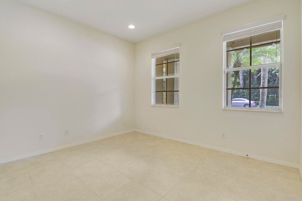 Photo of 265 Indian Creek Parkway #107, Jupiter, FL 33458 (MLS # R10953402)