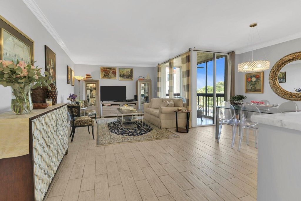 Photo of 950 Egret Circle #5411, Delray Beach, FL 33444 (MLS # R11099963)