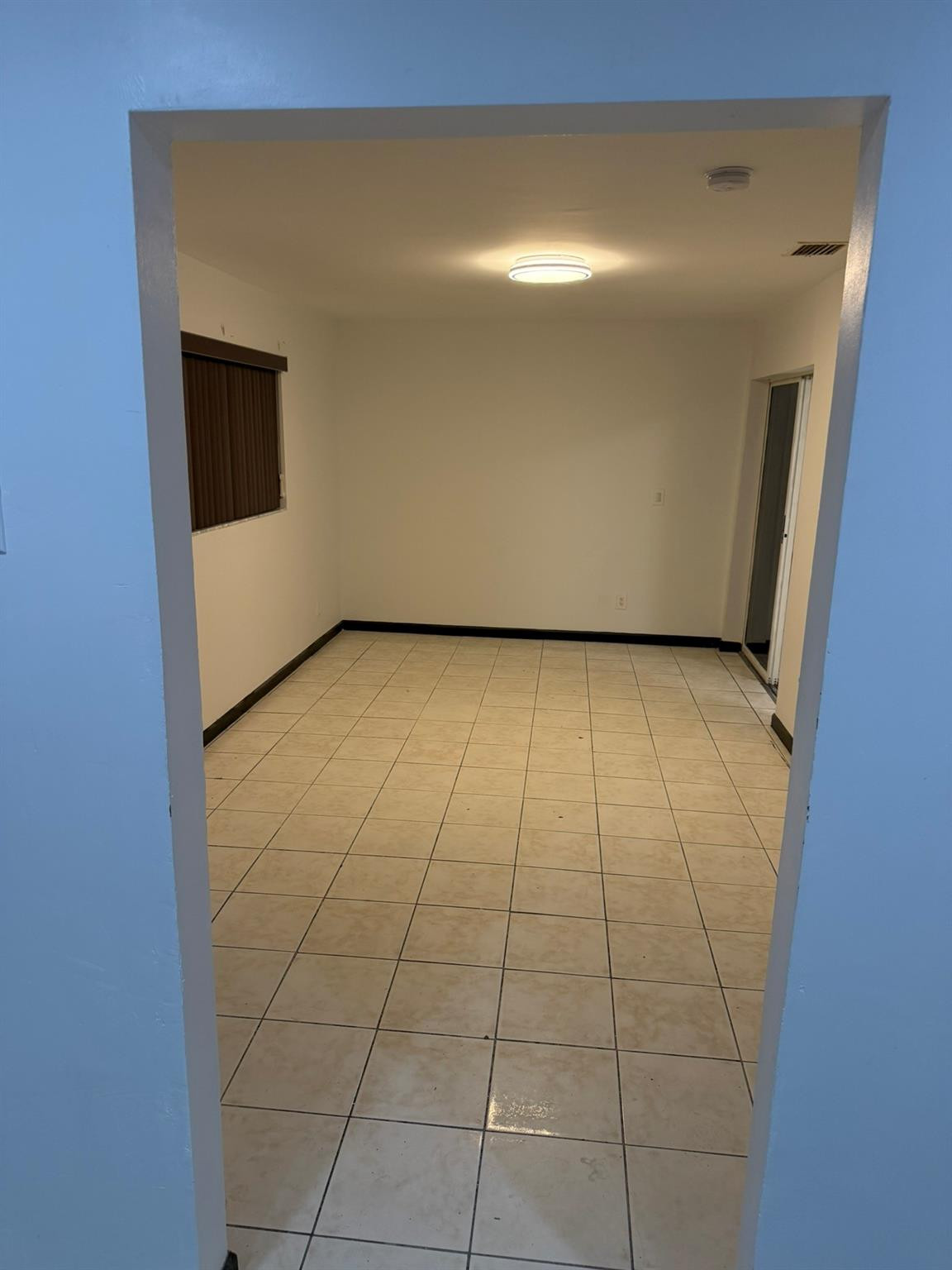 Dorsey Park First Add 21- - Residential Lease