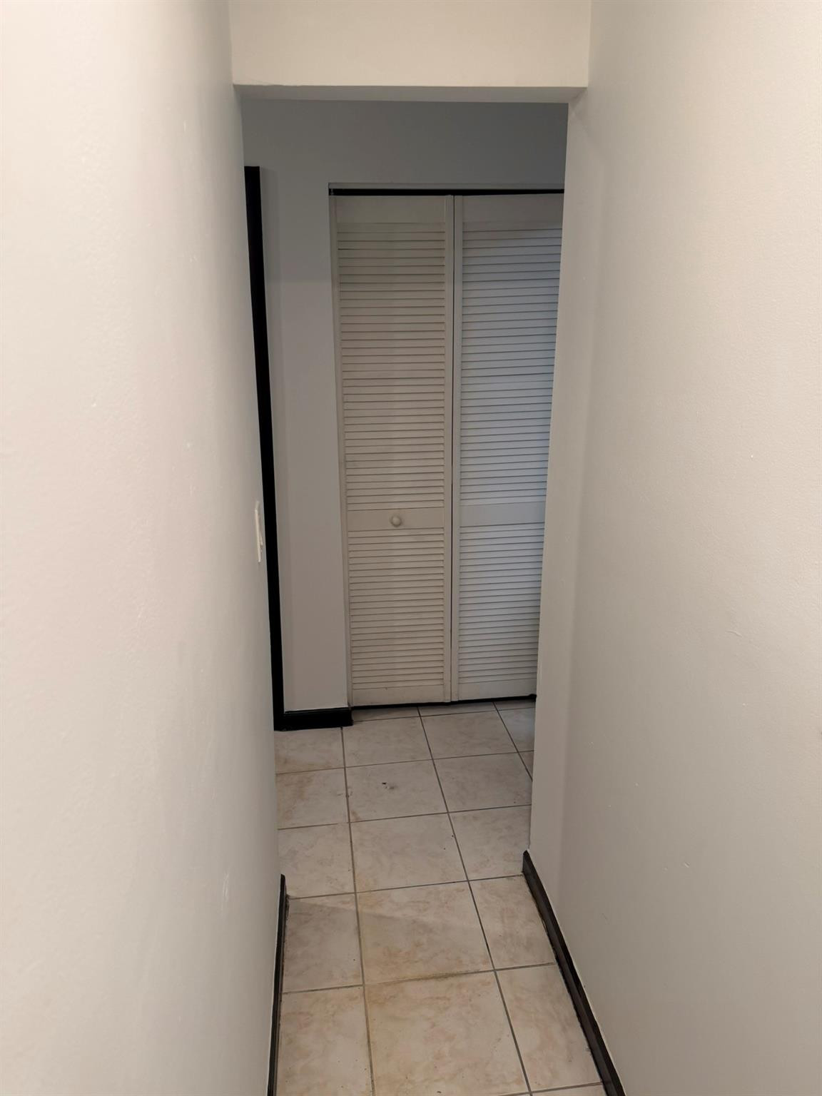 Dorsey Park First Add 21- - Residential Lease