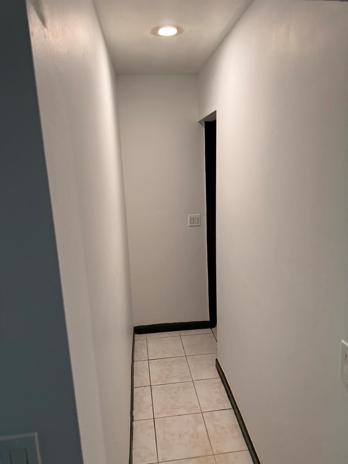 Dorsey Park First Add 21- - Residential Lease