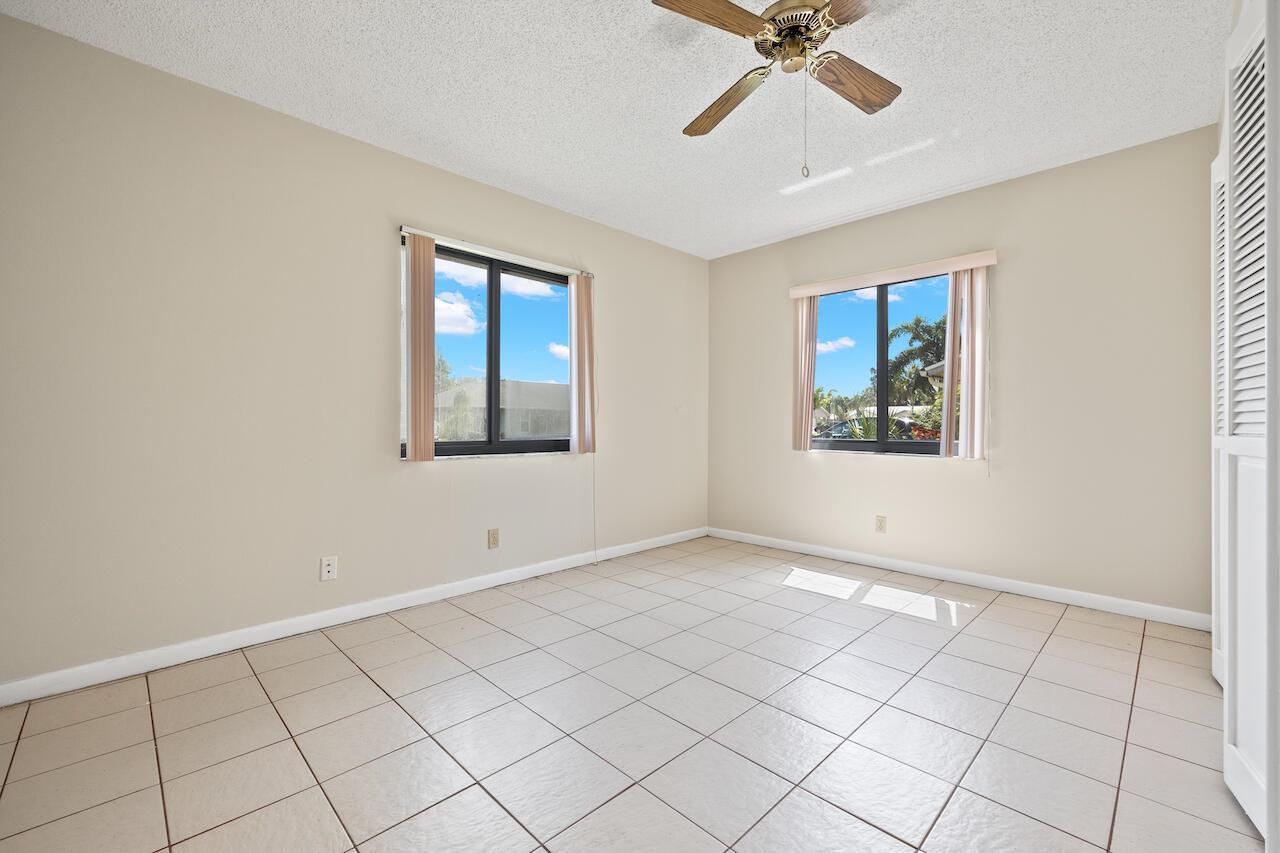 SOUTH SHORE 2 OF WELLINGTON - Residential