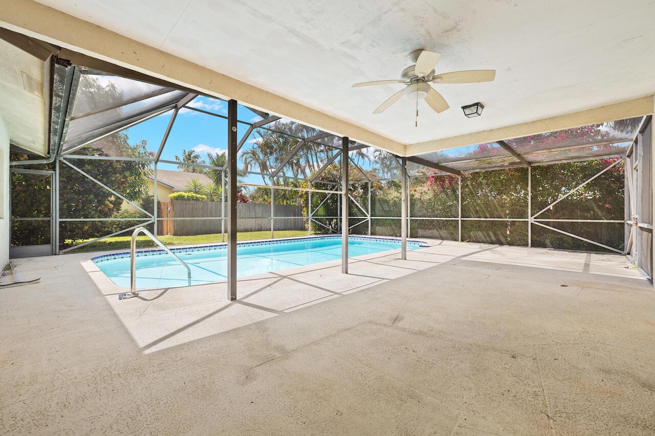 SOUTH SHORE 2 OF WELLINGTON - Residential