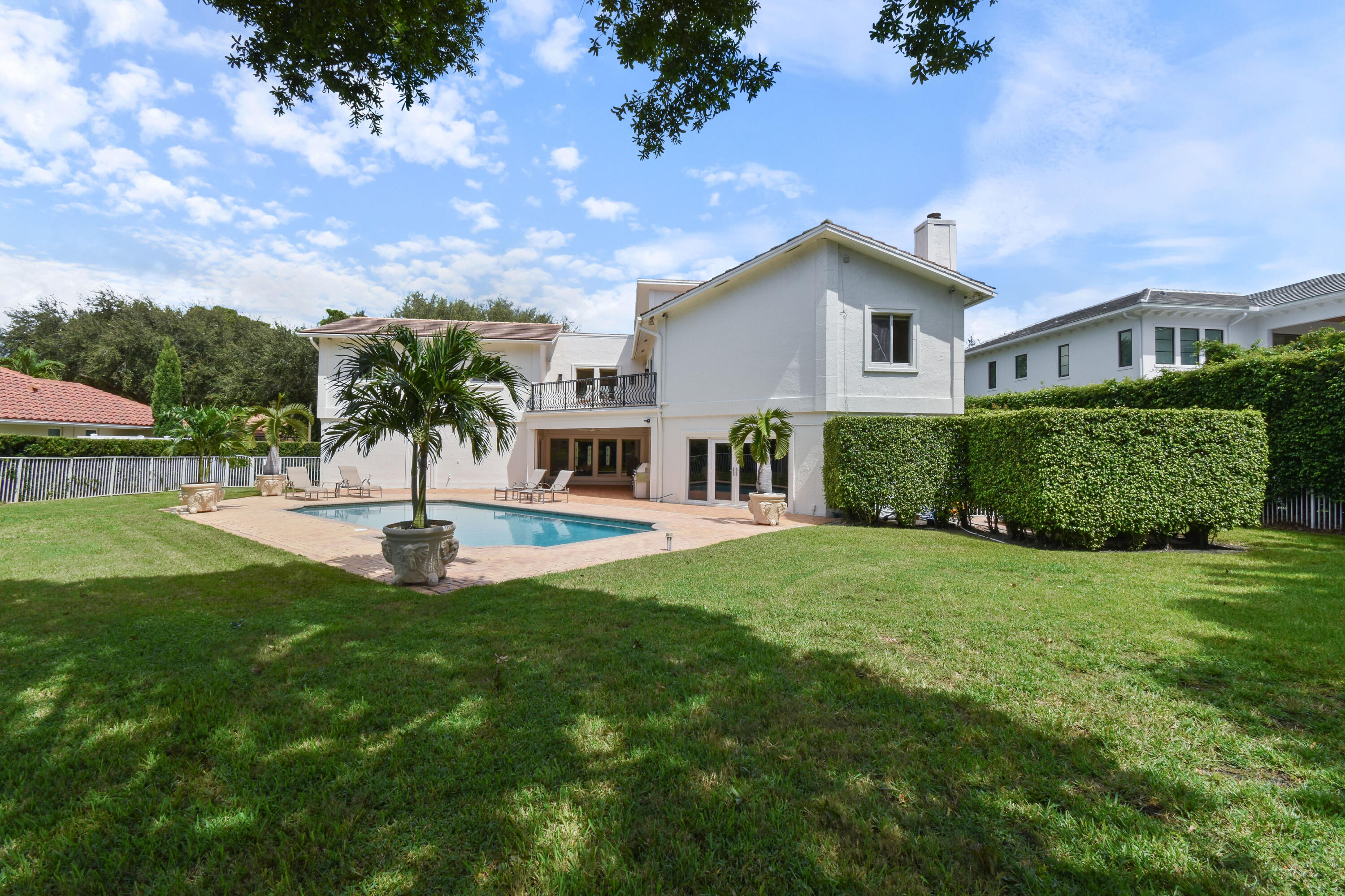 PRESIDENT COUNTRY CLUB 4 - Residential