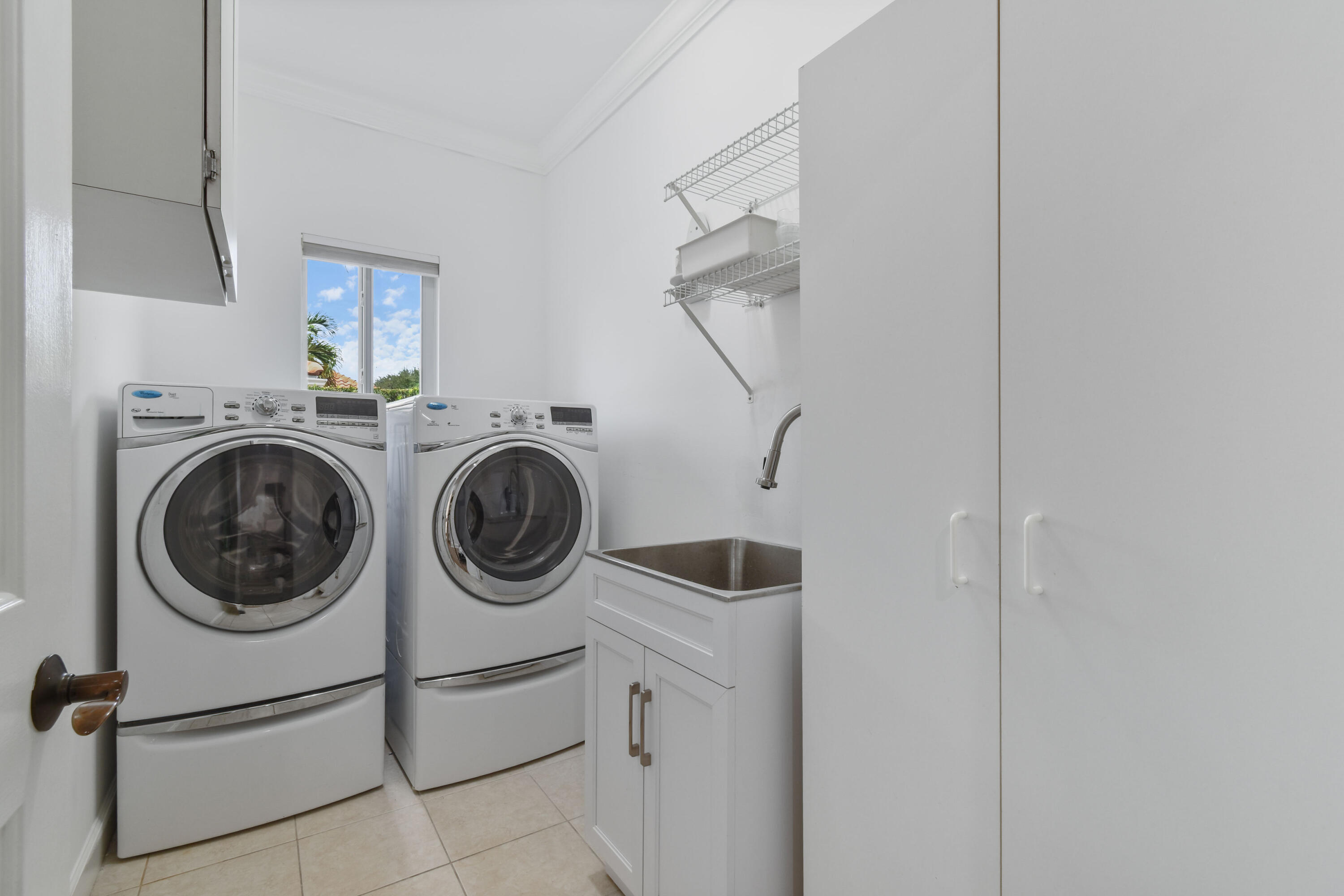 PRESIDENT COUNTRY CLUB 4 - Residential