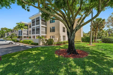 300 N Highway A1a Unit 203c, Jupiter, FL MLS: R11073415
