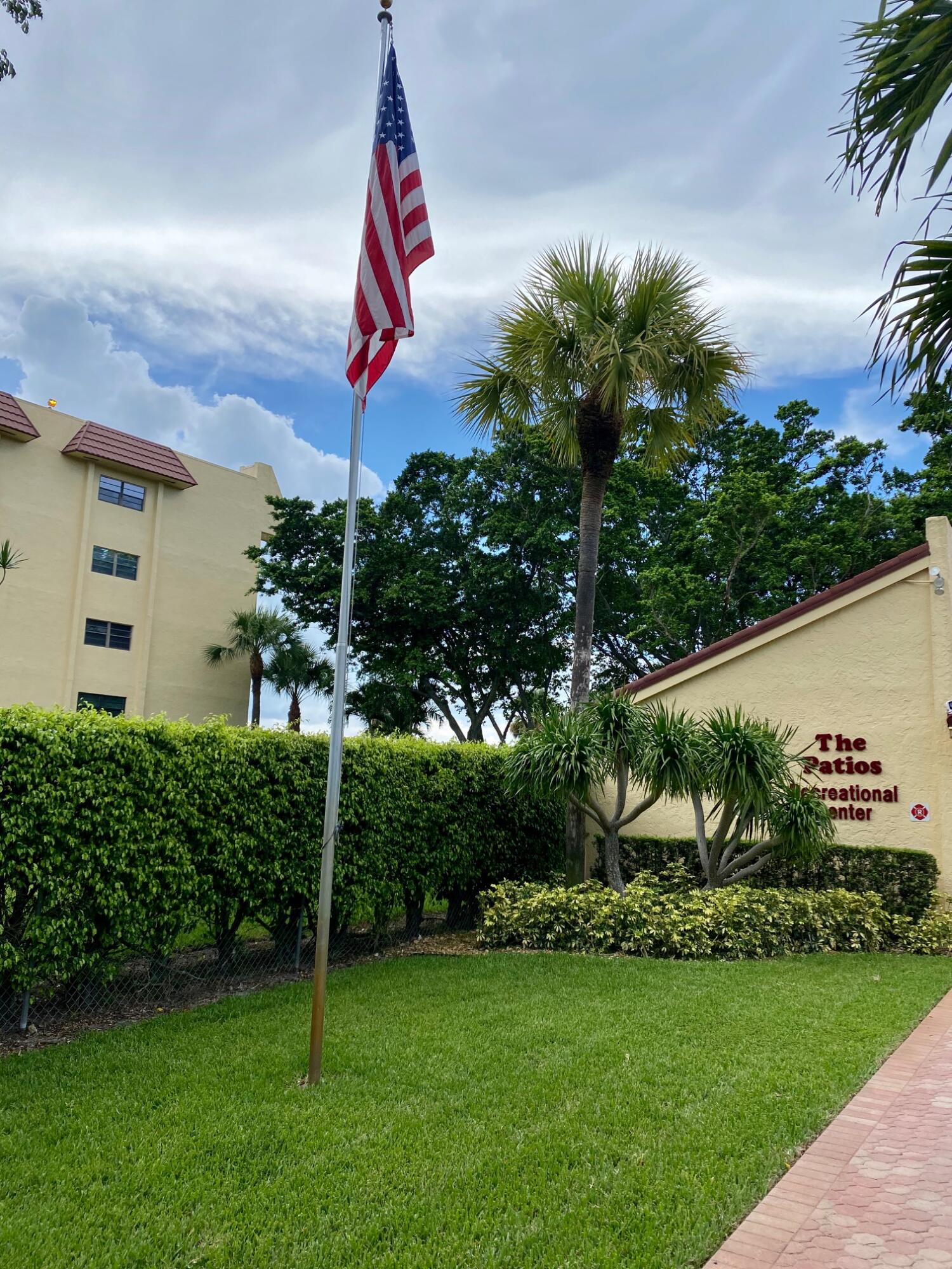 PATIOS OF BOCA BARWOOD CONDO - Residential