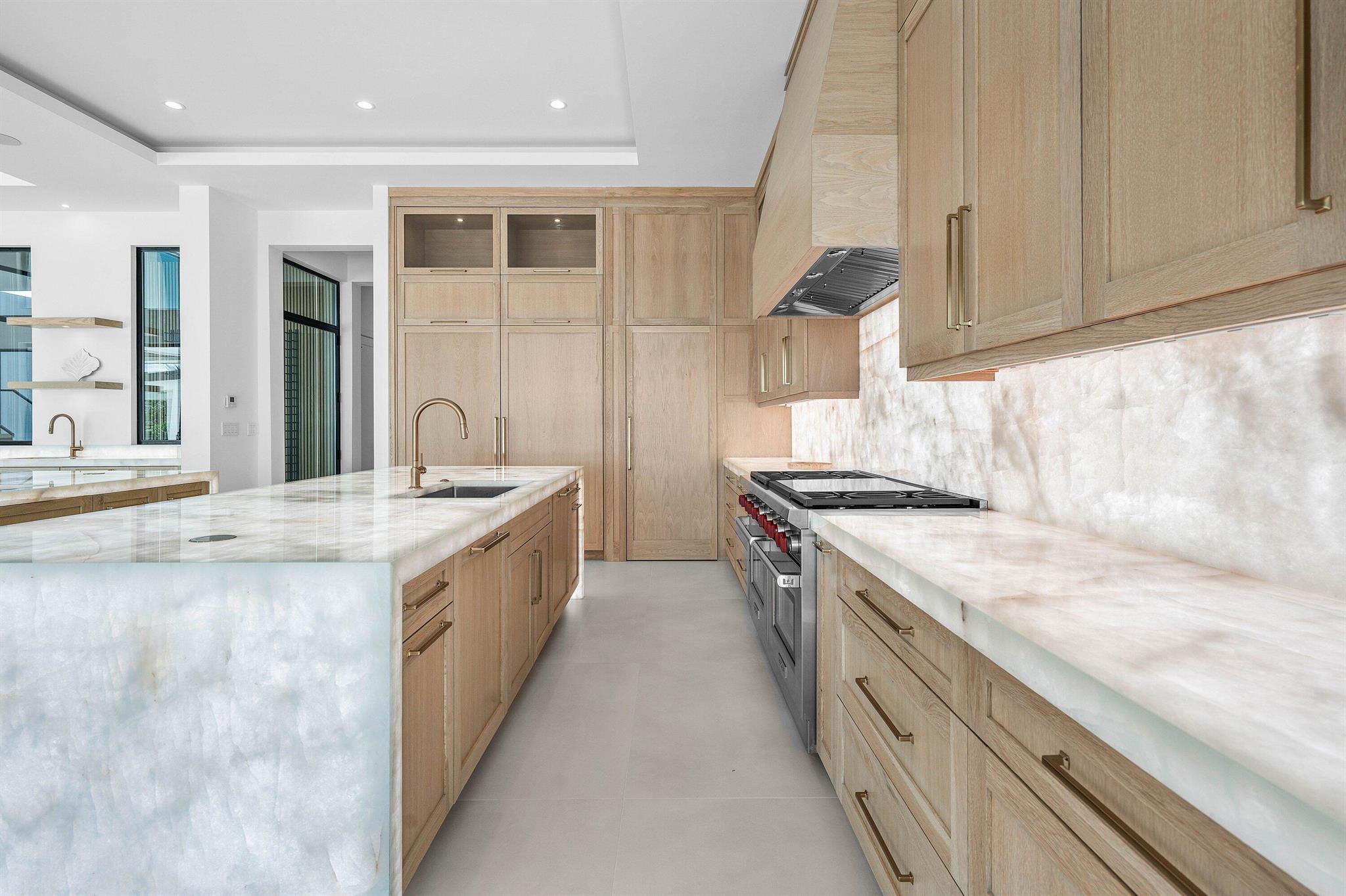 RIVERSIDE ON THE LOXAHATC - Residential