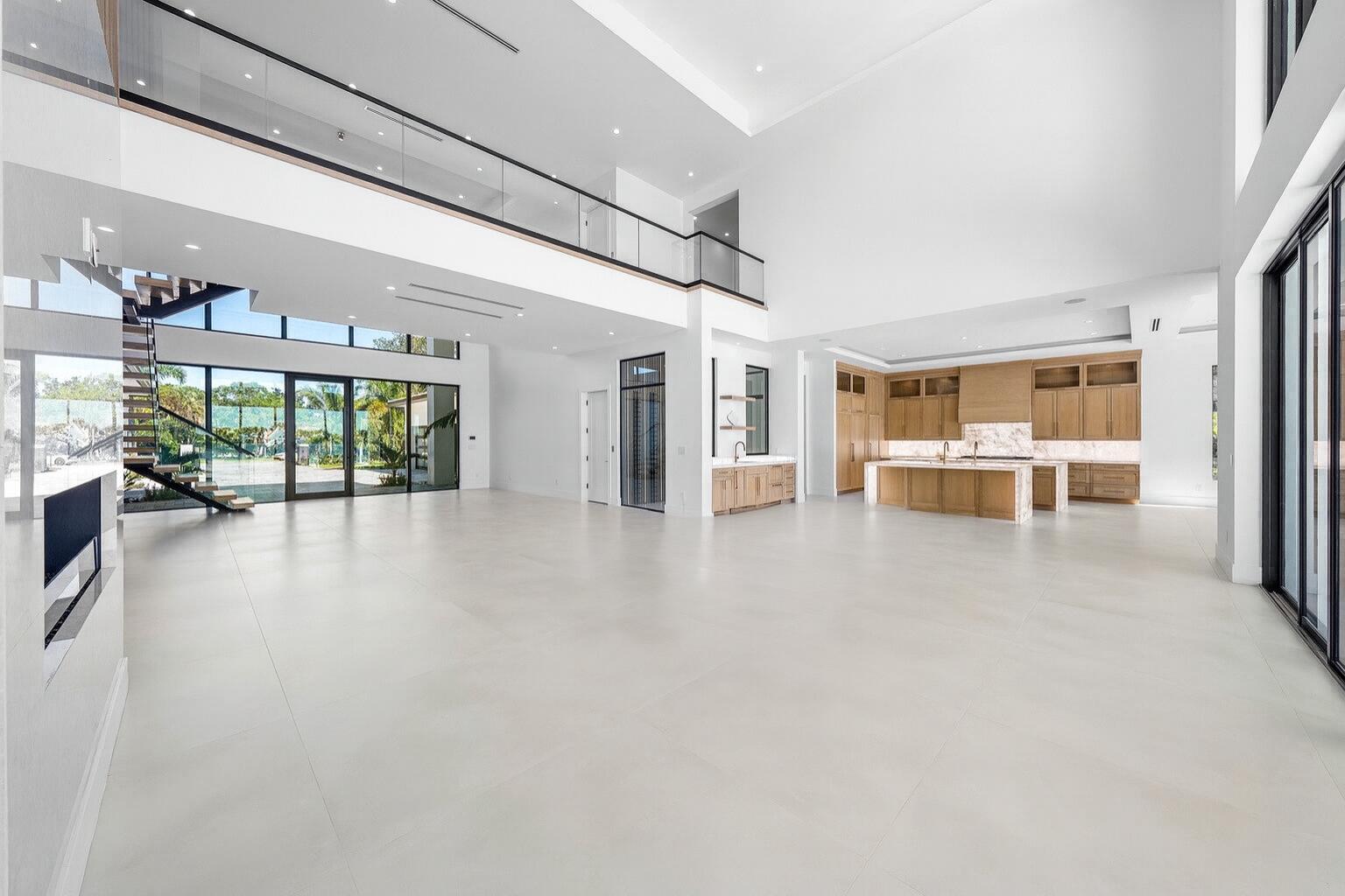 RIVERSIDE ON THE LOXAHATC - Residential