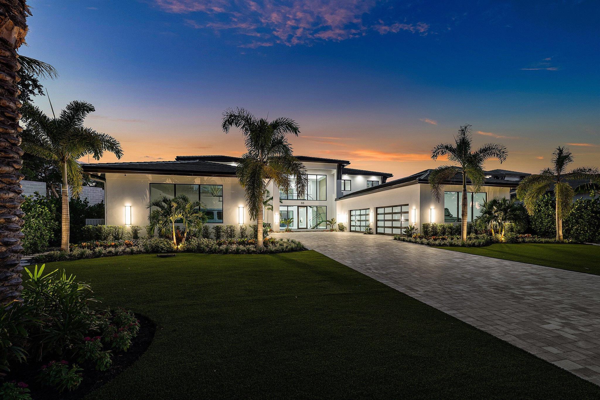 RIVERSIDE ON THE LOXAHATC - Residential