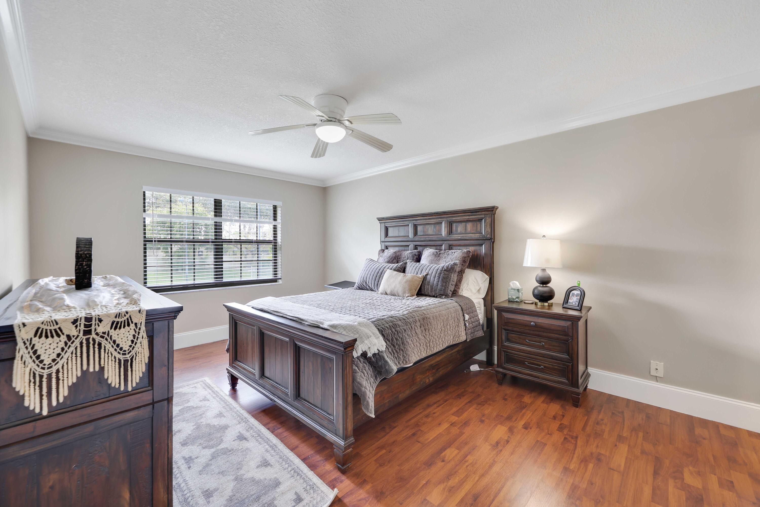 TROPIC VIEW CONDO - Residential