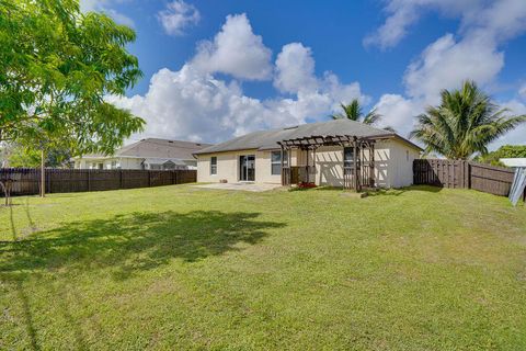 A home in Port St Lucie