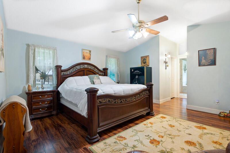 ACREAGE - Residential