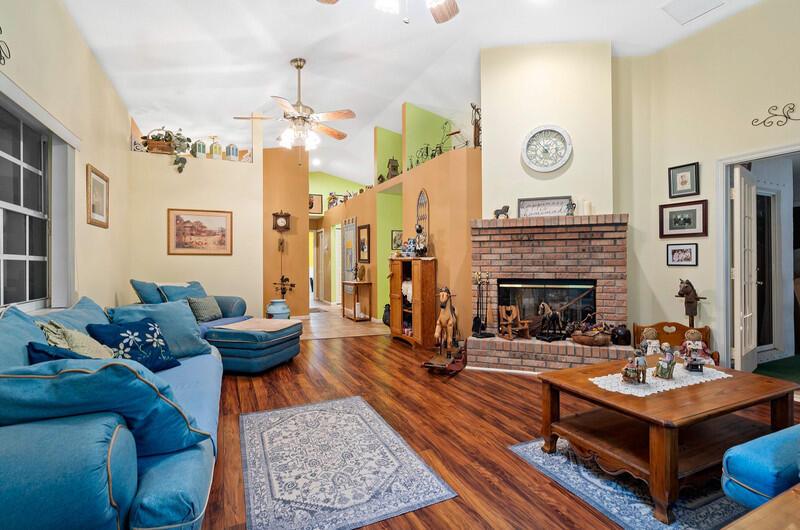 ACREAGE - Residential