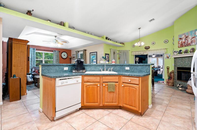 ACREAGE - Residential