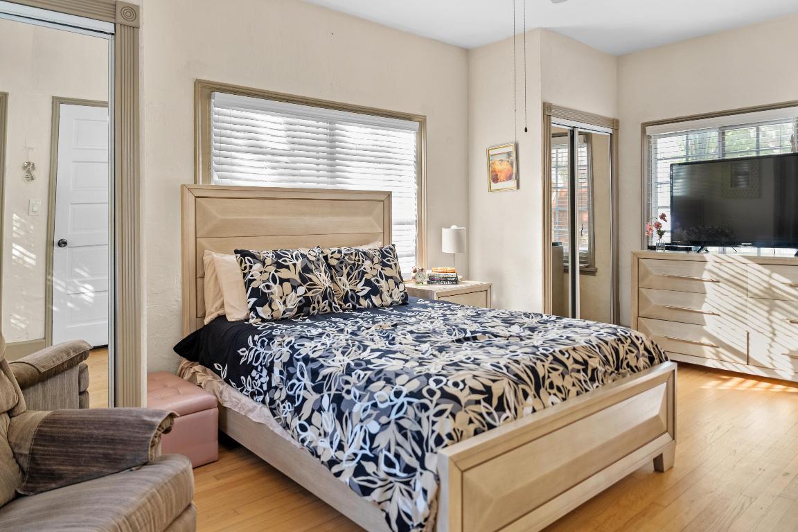 HILLSIDE PARK - Residential