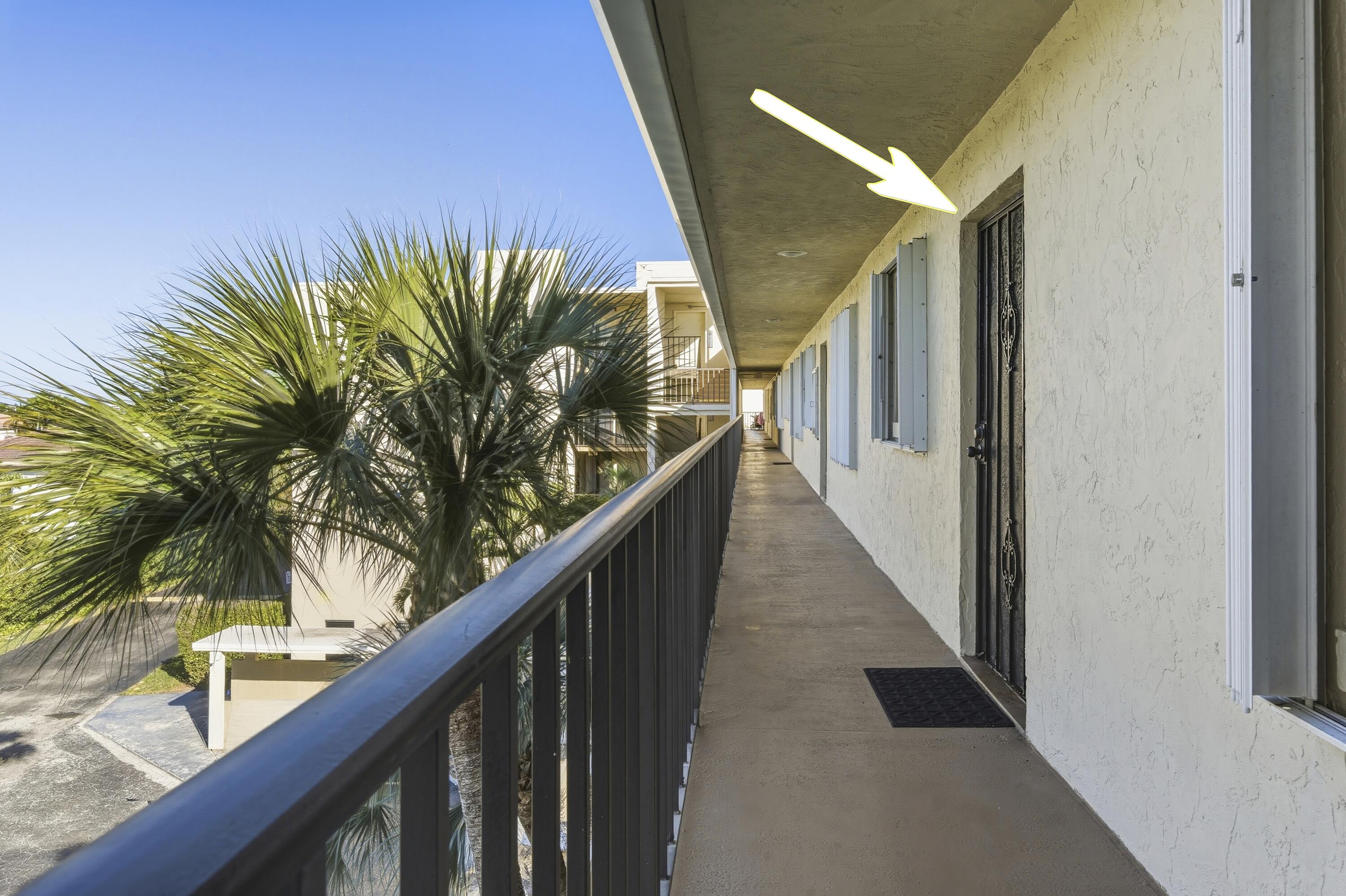 HIDDEN HARBOUR OF THE PALM BEACHES CONDO - Residential