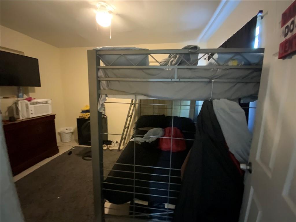 Springbank Park Sec 2 69- - Residential