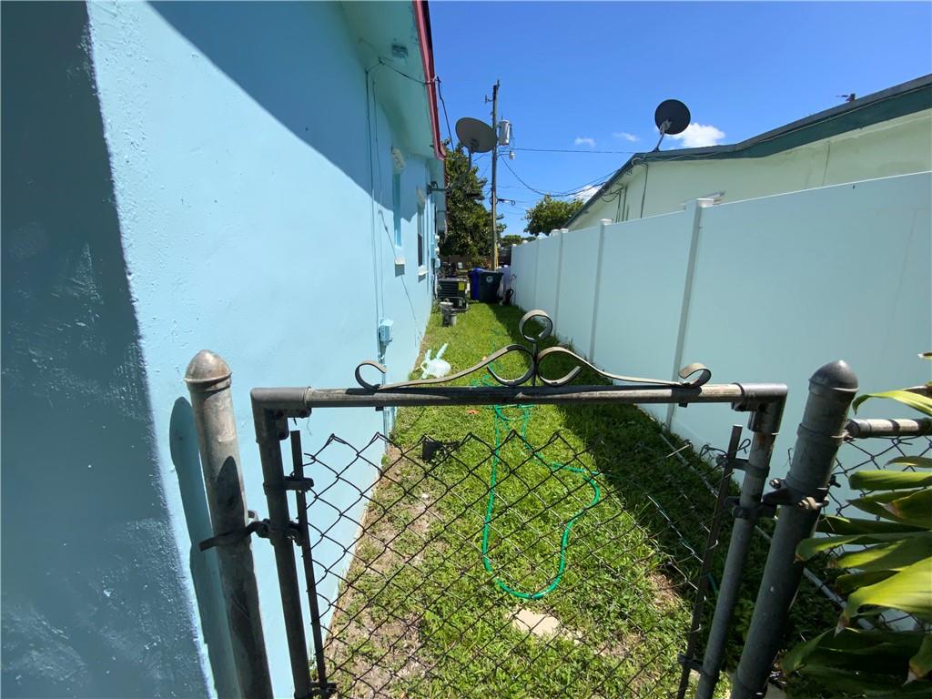 Springbank Park Sec 2 69- - Residential