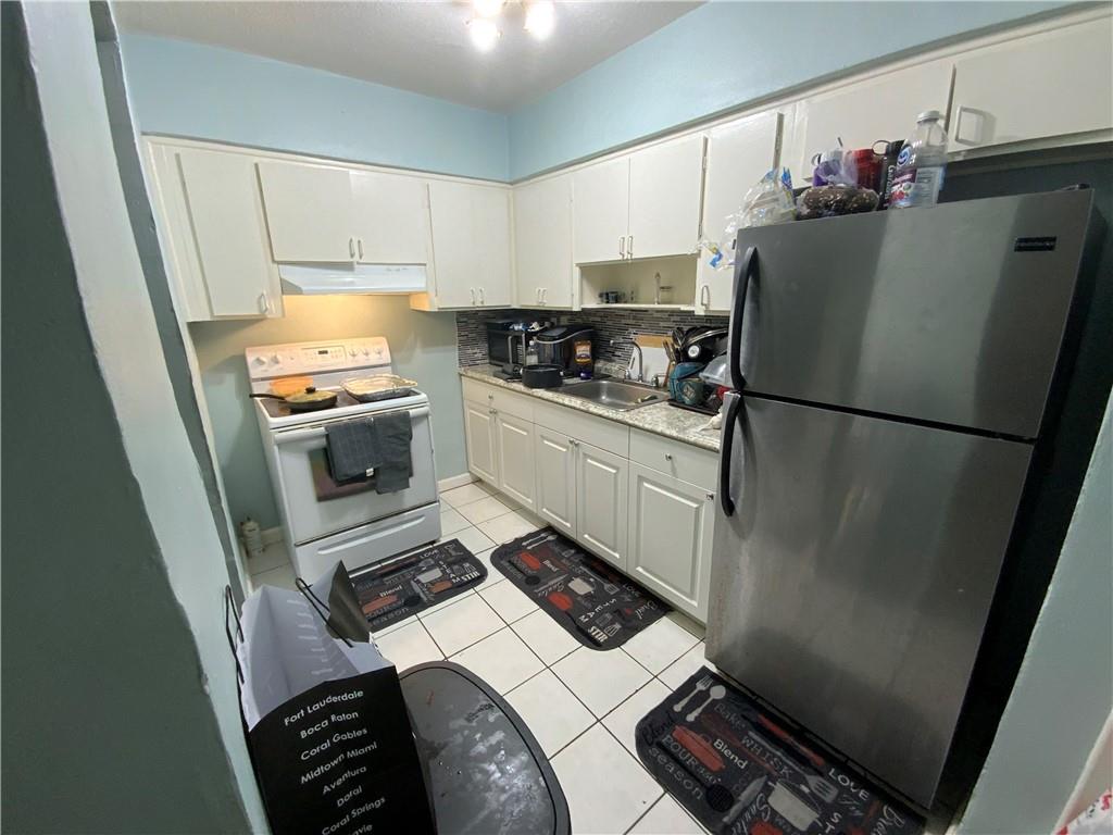 Springbank Park Sec 2 69- - Residential