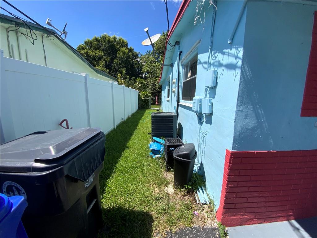 Springbank Park Sec 2 69- - Residential