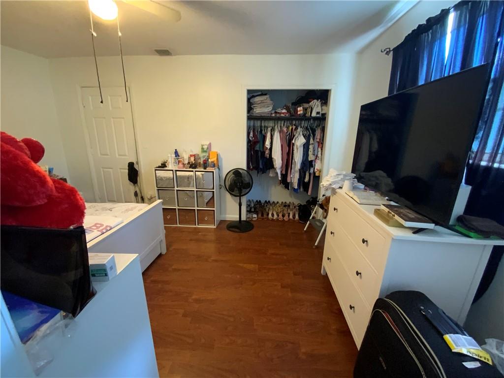 Springbank Park Sec 2 69- - Residential