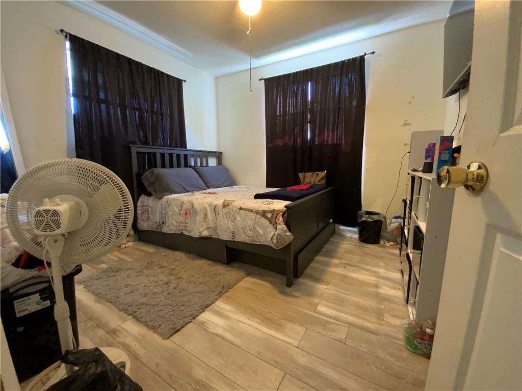 Springbank Park Sec 2 69- - Residential