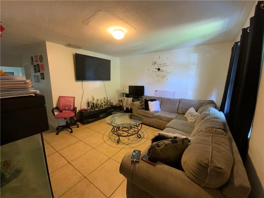 Springbank Park Sec 2 69- - Residential