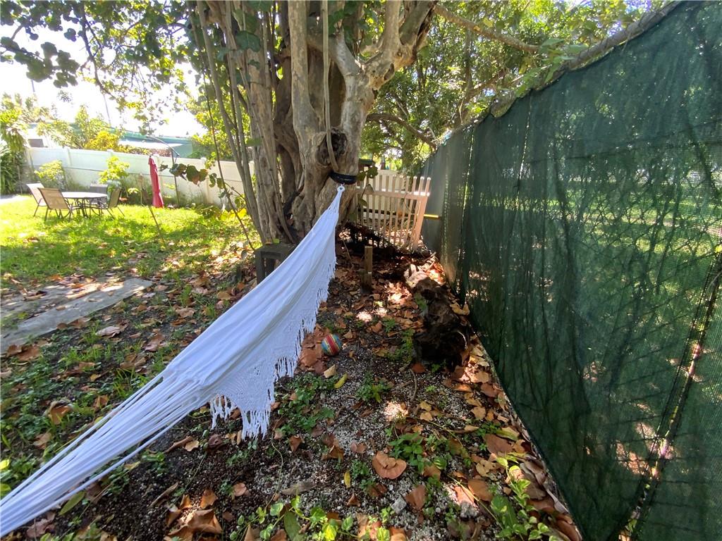 Springbank Park Sec 2 69- - Residential