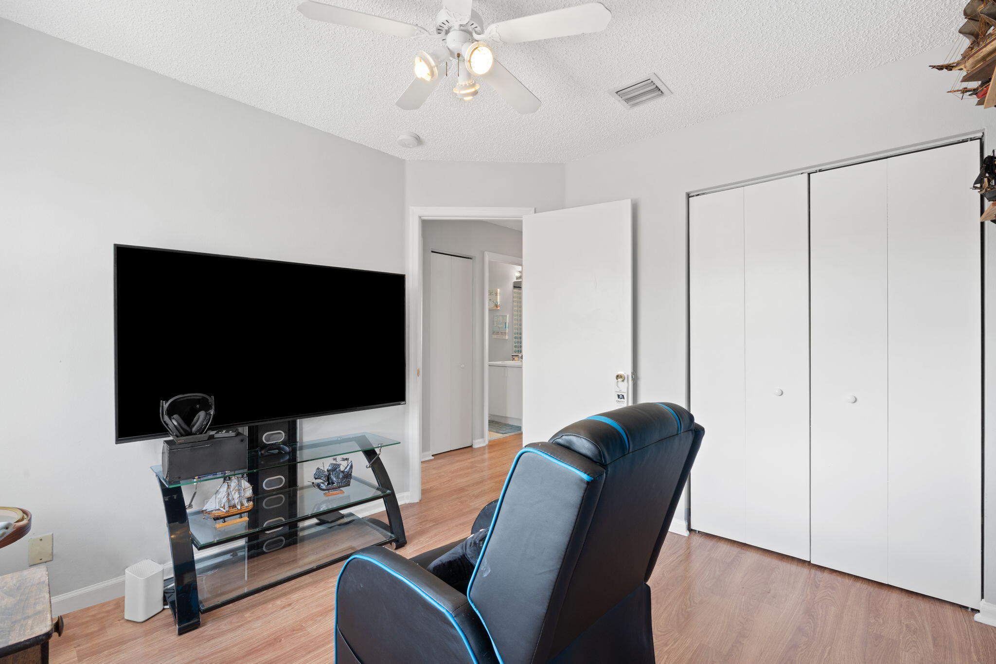 OLYMPIA & YORK RESIDENTIAL PLAT - Residential