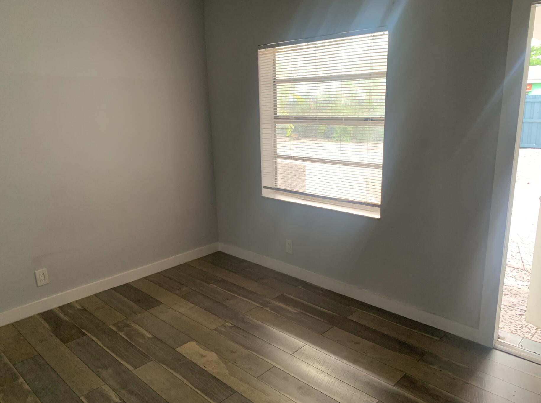 OLD DIXIE MANOR - Residential Lease