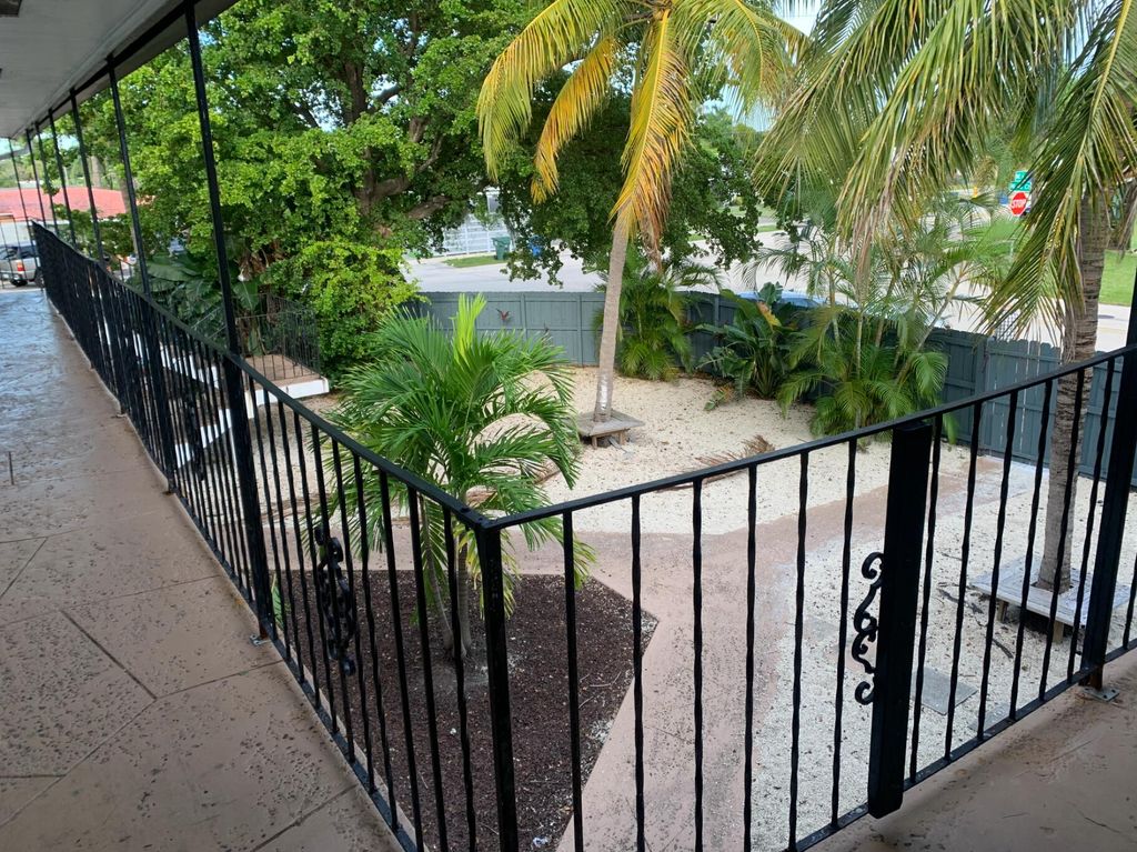 Photo of 600 NE 46th Court #3, Oakland Park, FL 33334 (MLS # B26003193)