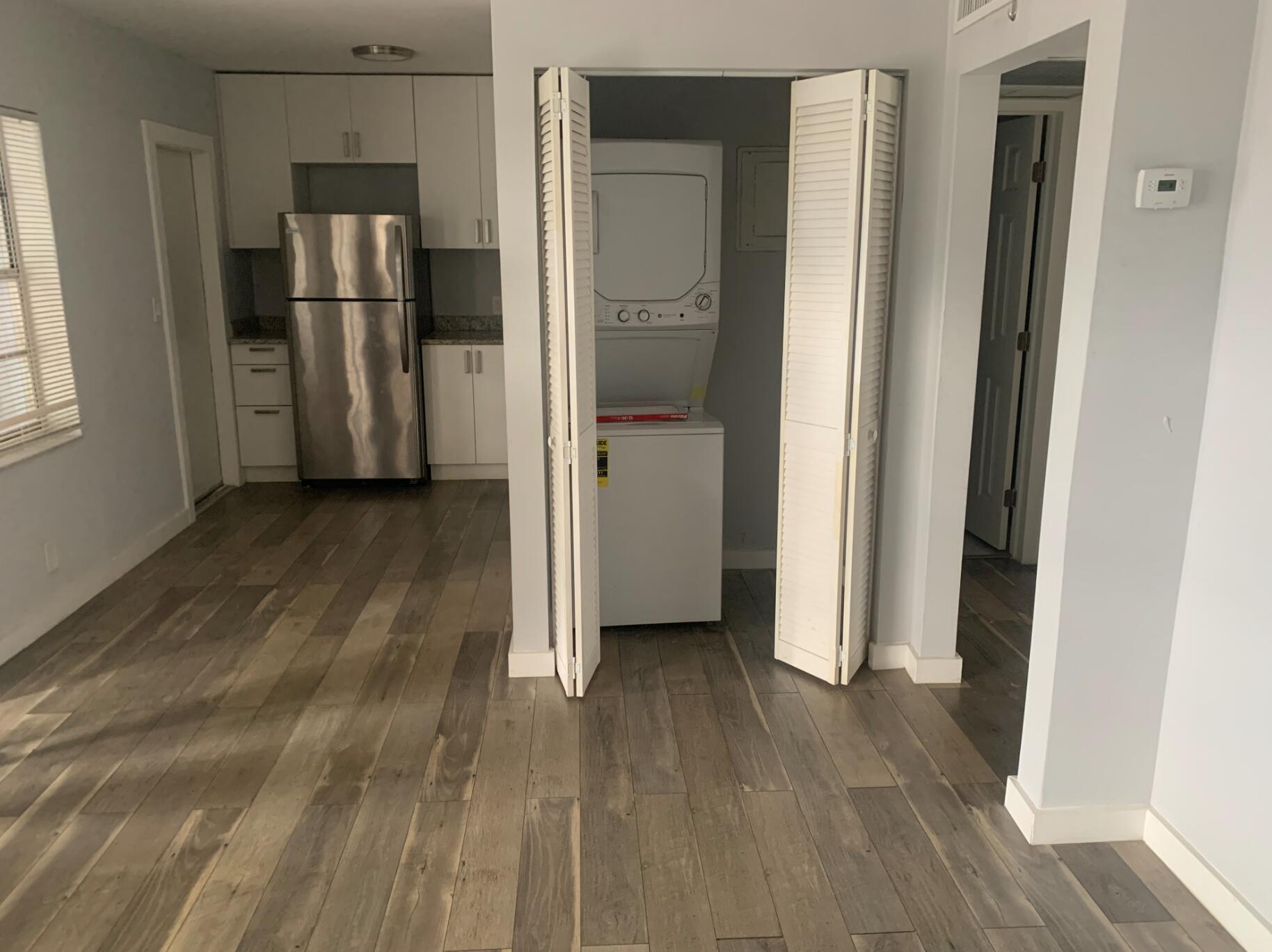 OLD DIXIE MANOR - Residential Lease