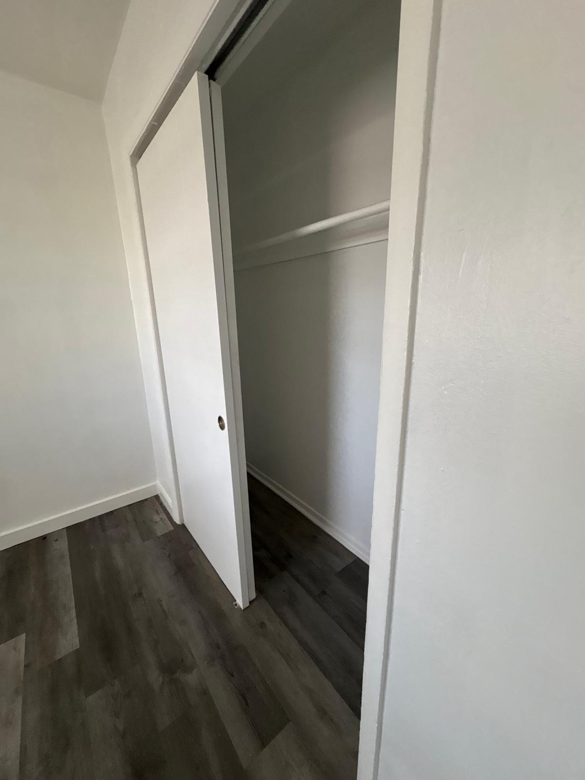 OLD DIXIE MANOR - Residential Lease