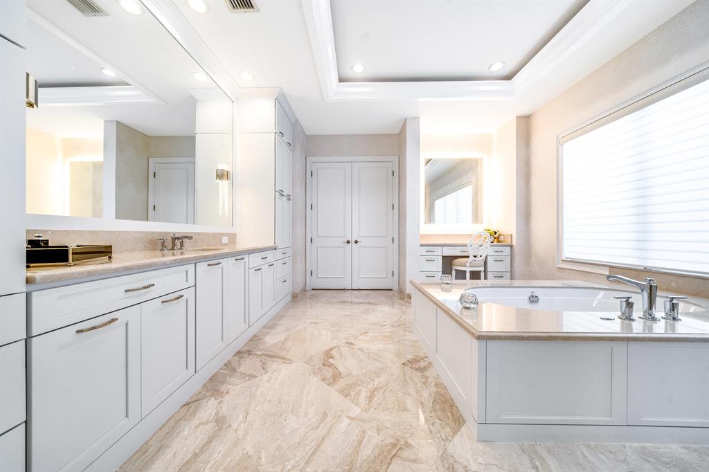 Seven Bridges - Residential