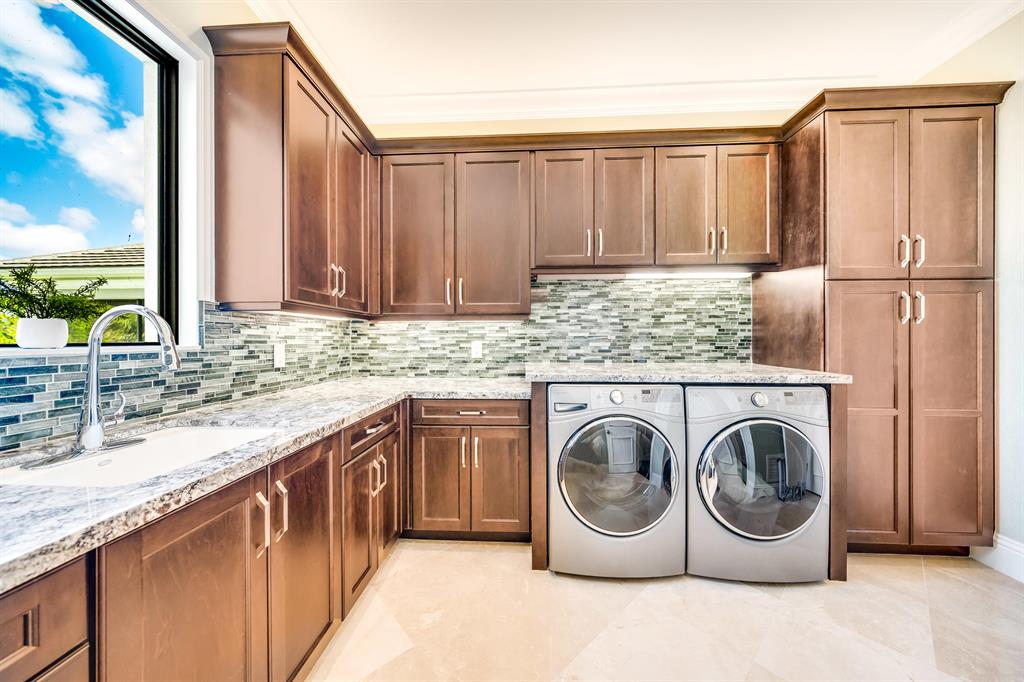 Seven Bridges - Residential