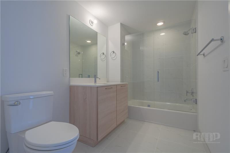 THE HARBOUR MORTH - Residential