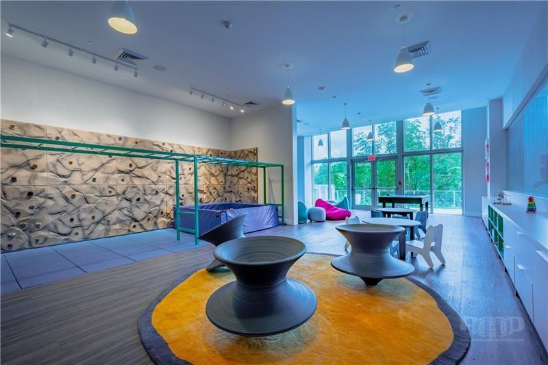 THE HARBOUR MORTH - Residential